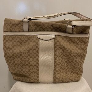 SOLD!Coach Rehab Tan and Cream Signature Tote Bag Purse 
M1392-F31311